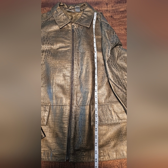 CHICO'S Womens 100% Leather Metallic Reptil Print Zip Front Pockets Jacket Sz 2 - Picture 15 of 16